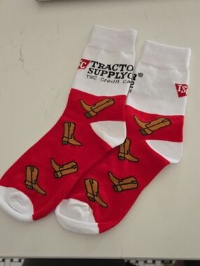 Ladies Cowboy Boot Tractor Supply Pattern Crew Socks NEW